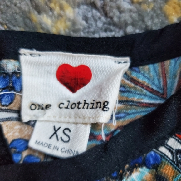 One Clothing Tile Print Bell Sleeve Tunic Dress | 70s Retro Boho Chic - Picture 4 of 5